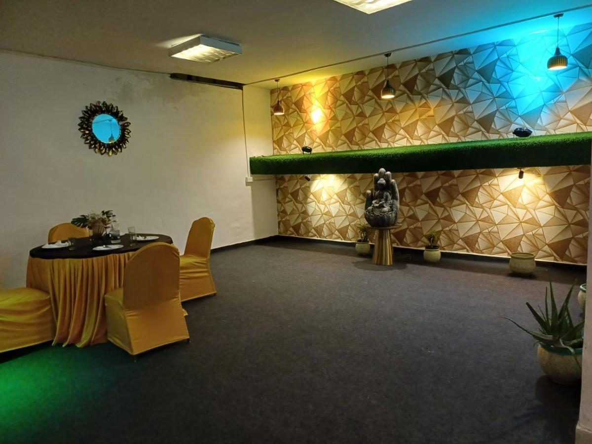 Hotel Elite Sector 45 I Gurgaon Central I Couple Friendly Exterior foto