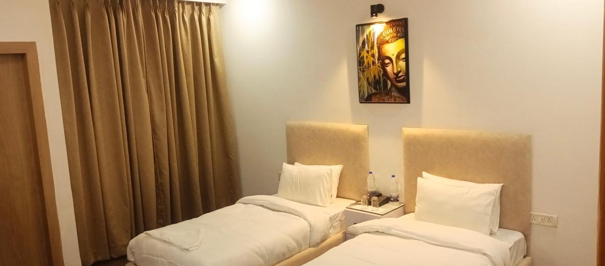 Hotel Elite Sector 45 I Gurgaon Central I Couple Friendly Exterior foto