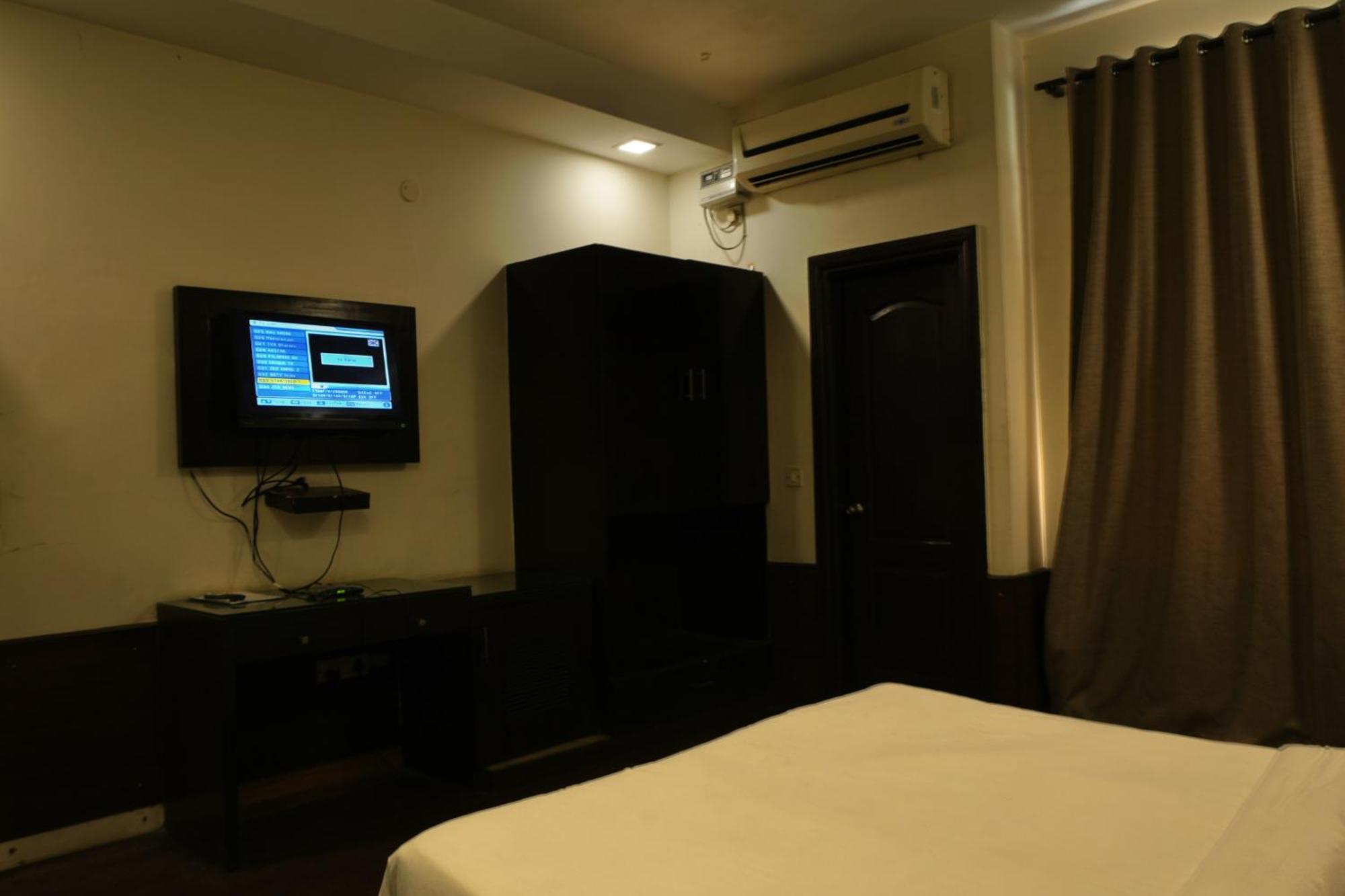 Hotel Elite Sector 45 I Gurgaon Central I Couple Friendly Exterior foto