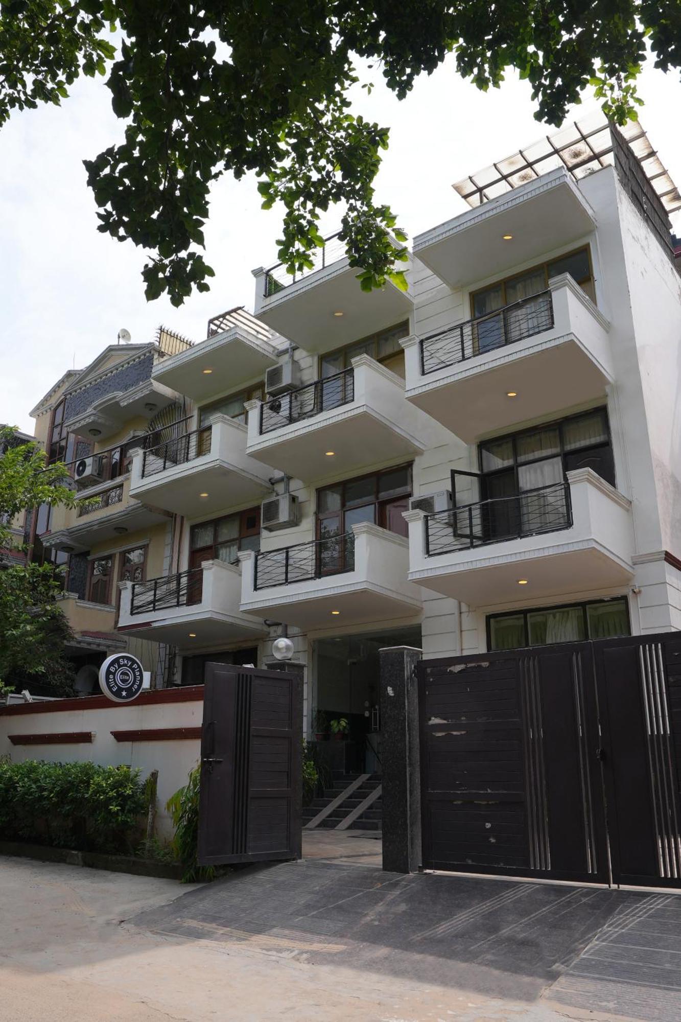Hotel Elite Sector 45 I Gurgaon Central I Couple Friendly Exterior foto